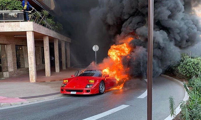 Ferrari-F40-on-fire-in-monaco-February-2020