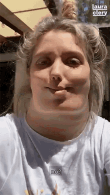 wide-jaw-laura-clery-vlog